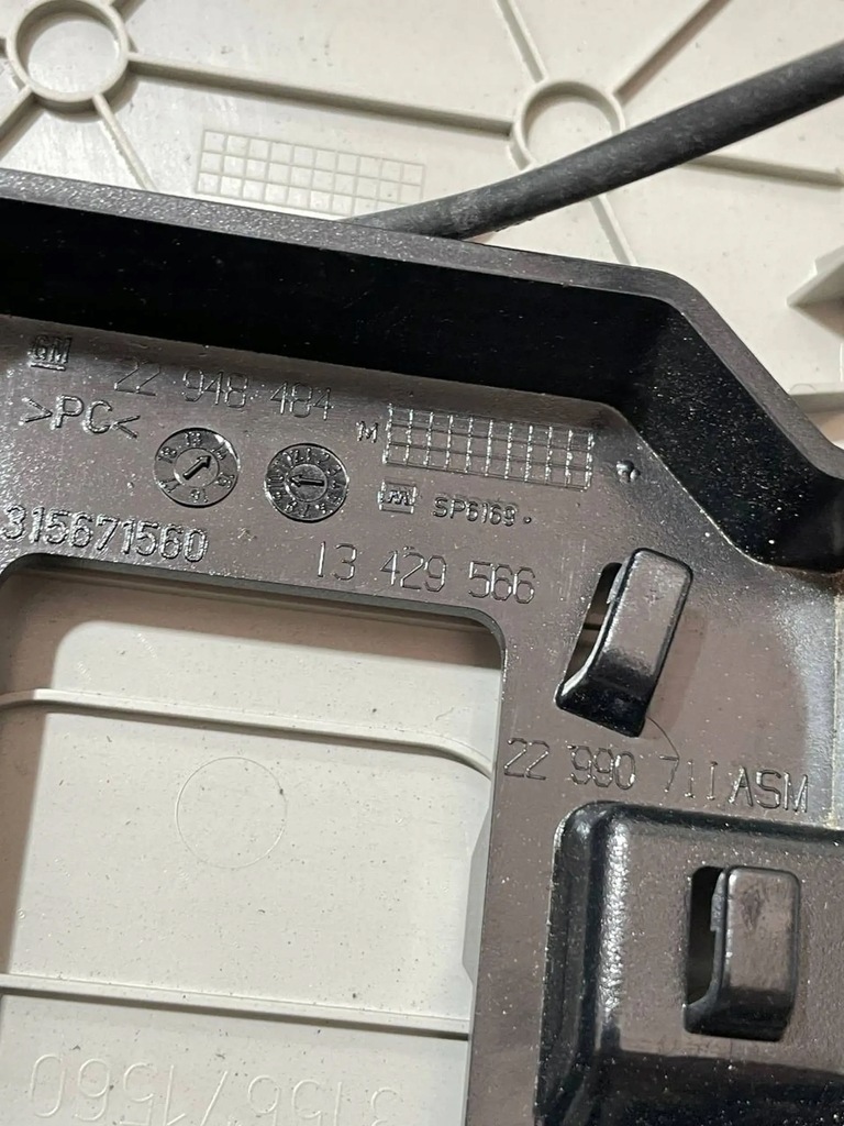 фото №6, Лампа потолочный освещение кабины opel astra j 4 iv insygnia - 13429566