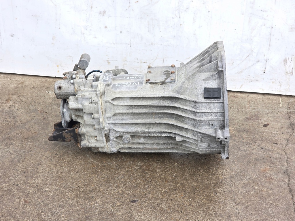 Iveco daily 4 iv 06-14 коробка передач передач 2.3 hpi 5-передач 2830.5 1cz bdb с Разборки