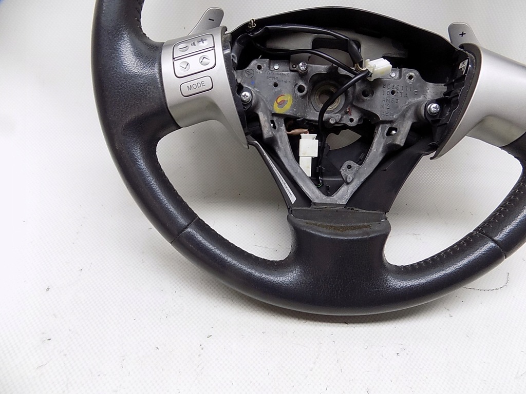 фото №5, Воздуховод кожа лепестки переключения - toyota auris i 06-09