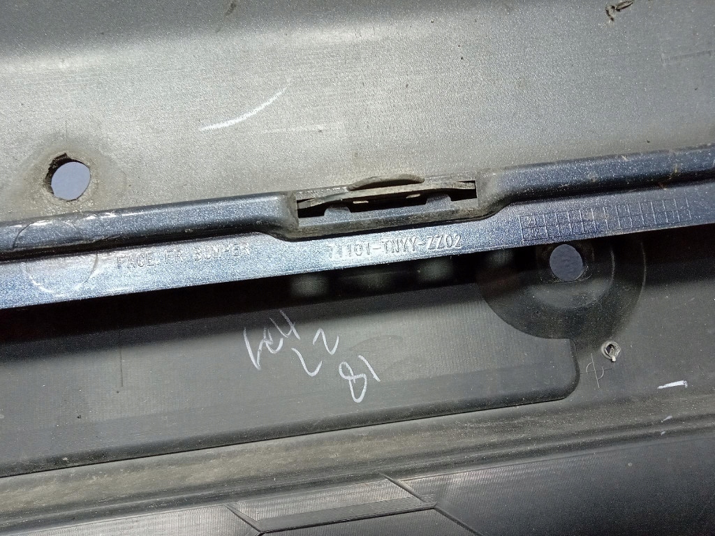 фото №11, Honda cr-v v бампер перед передний 71101-tnyy-zz02