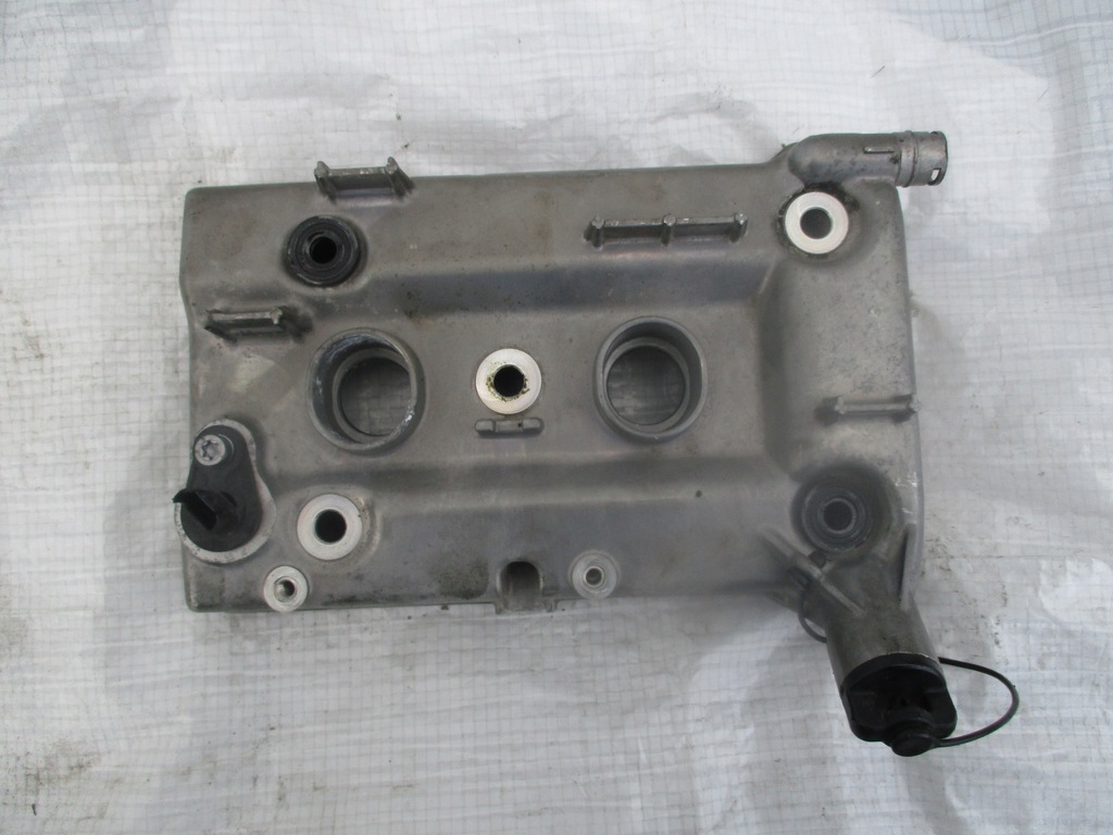 фото №1, Bmw i3 i03 i01 rex капот крышка клапанов головки