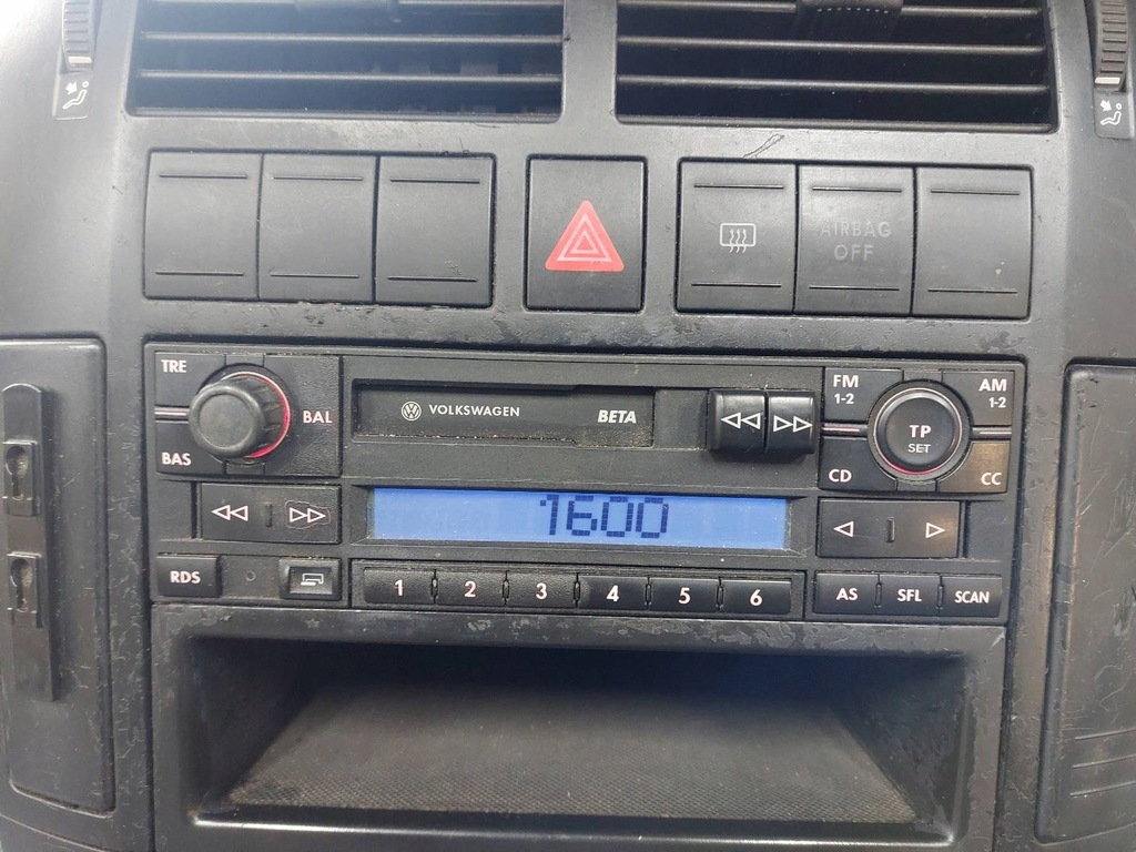 фото №11, Радио проигрыватель + панель обдув + рамка подстаканник polo iv 1j0035152f