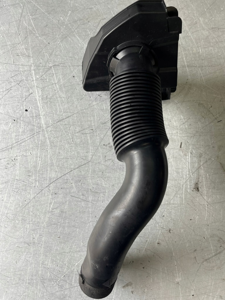 фото №1, Резонатор ловець повітря citroen berlingo iii peugeot partner lift 15-18