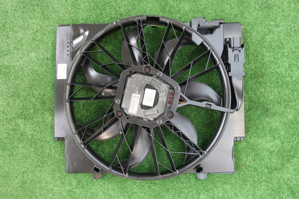 фото №1, Вентилятор кондиционера радиатора bmw e60 6925724