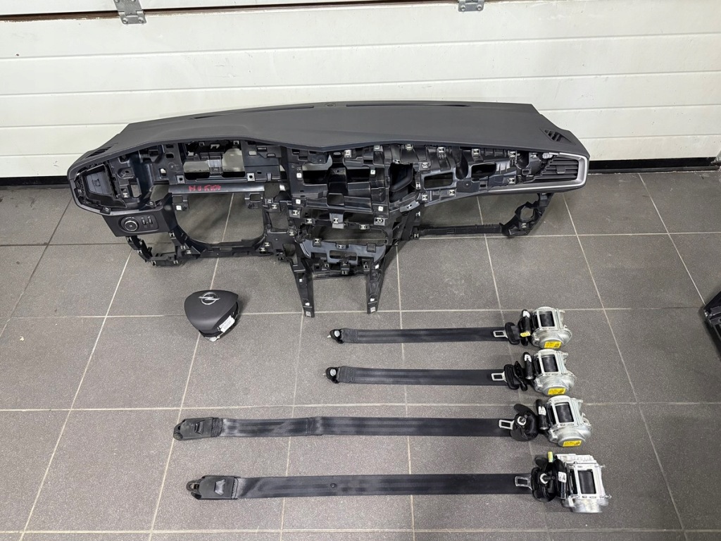 фото №1, Opel mokka ii b консоль панель приладів подушка безпеки ремені подушки безпеки оригінальний комплект