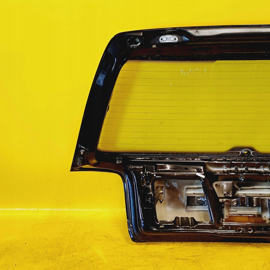 Купити Кришка багажника задня скло багажника vw golf iv 3 дверей hb lak: l041 nr37