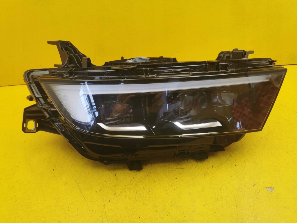 фото №1, Opel astra l vi лампа перед правая full led 9850326580 21r.-