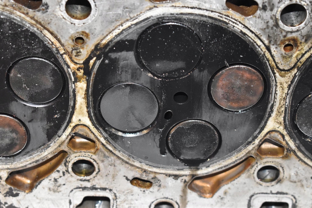 фото №9, Головка двигуна kia sorento 1 i 2.5 crdi 140 km 02-06