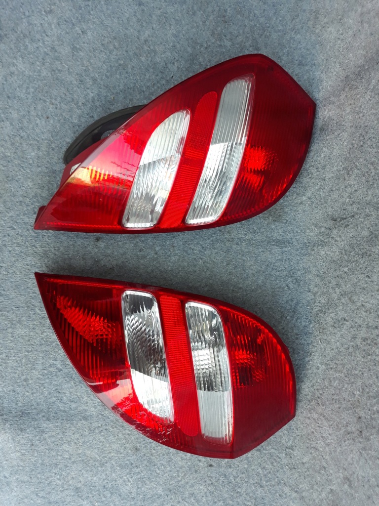 Лампа задний  mercedes w169 a-klasa Цена