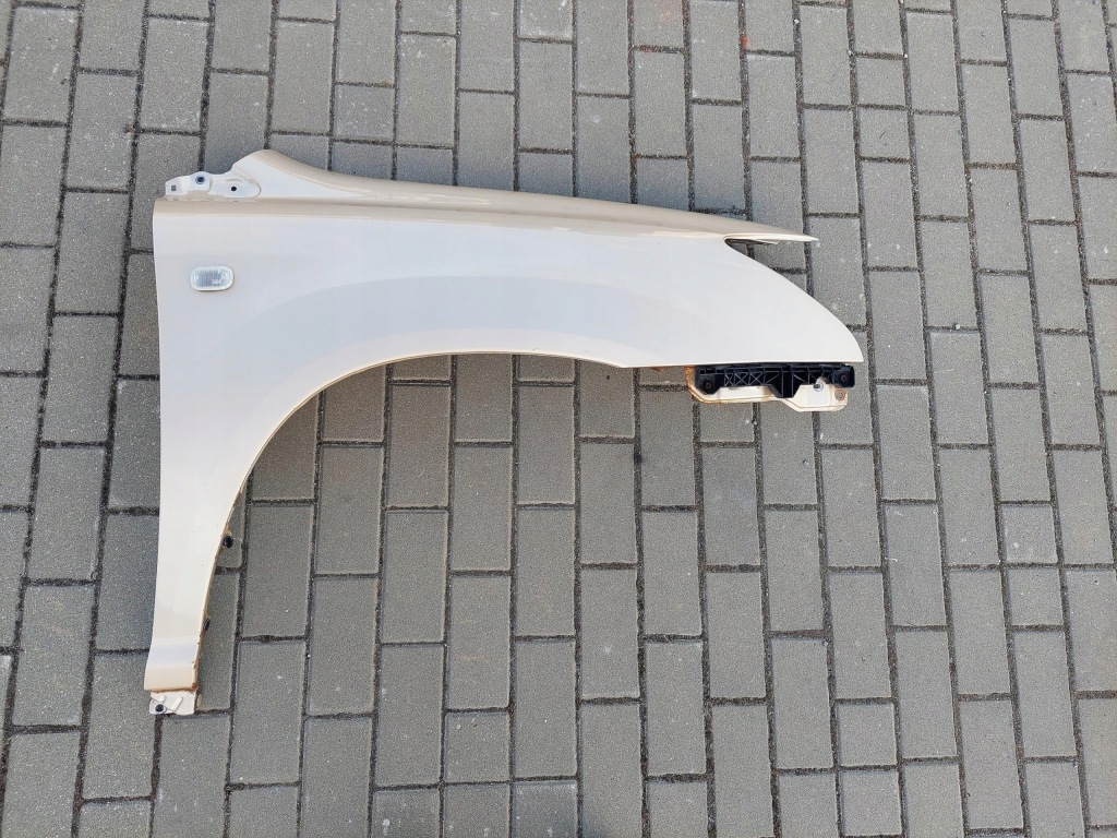 Купить Крыло  перед передний правый  + кронштейн  lexus rx 2 rx400 h 300 400 4t1