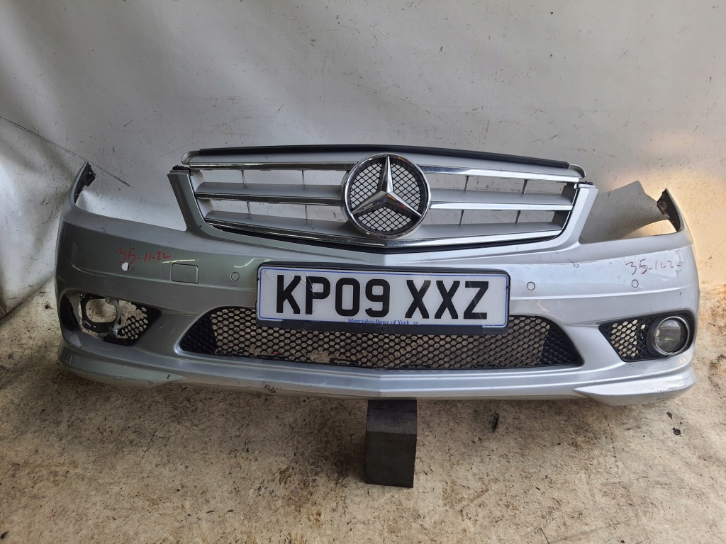 Купить Mercedes c-klasa w204 amg 08-11 бампер pdc