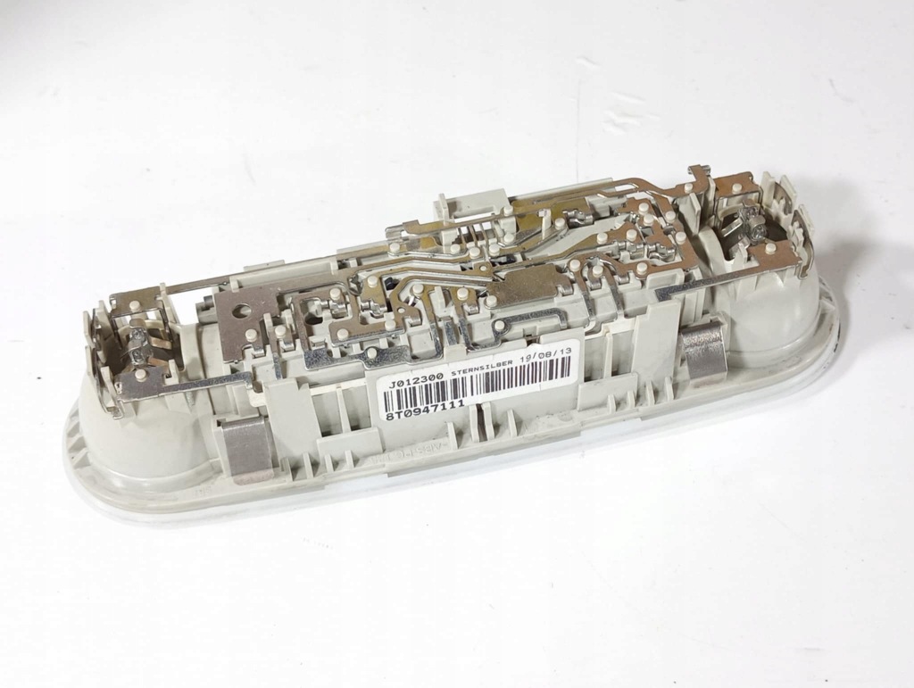 фото №4, Лампа освещение салона потолочный audi a5 8t a4 b8 8t0947111