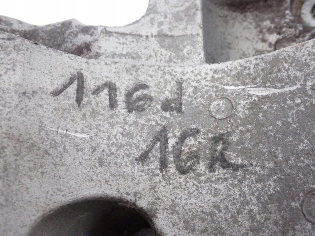 Купить Кронштейн крепеж кронштейн генератора насос воды bmw 1 f20 f21 116d 1.5 b37 16r