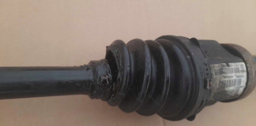 Volvo v70 s60 привідний вал автоматична коробка передач 2.4 b p8689217 Оригінал