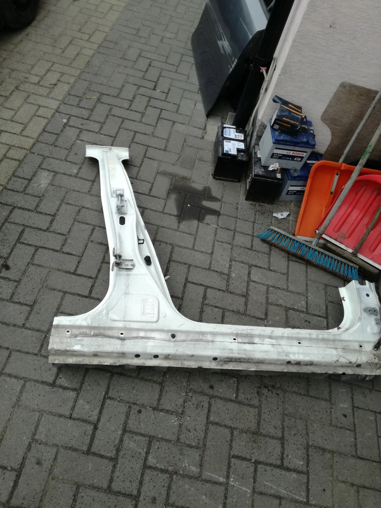 фото №1, Nissan juke i f15 порог блок двигателя правый