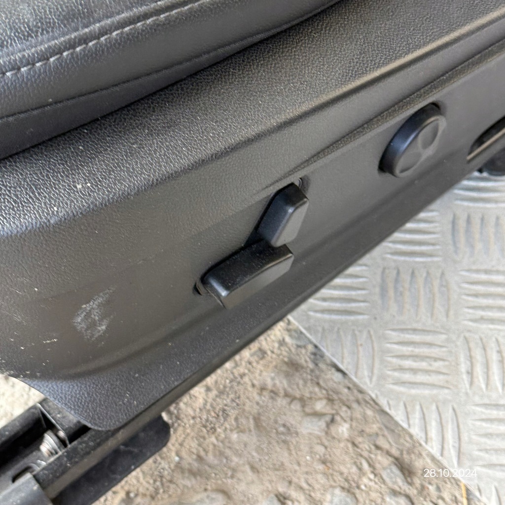 фото №6, Сидіння шкіряний тунель заднє сидіння alfa romeo stelvio