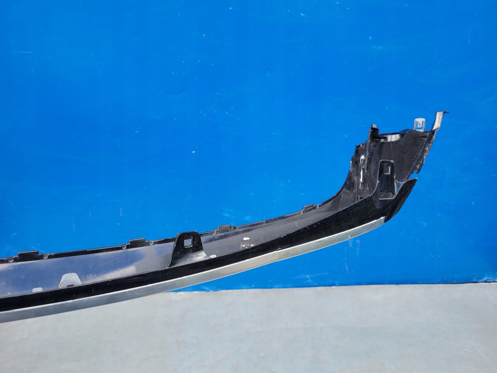 фото №14, Toyota corolla e21 hb kombi gr sport 19- молдинг нижняя бампера решётка