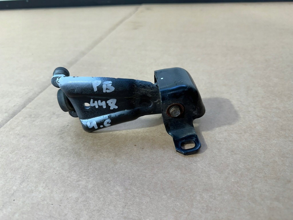 фото №6, Напрямна двері правих, ролик правий bok mercedes vito w447, viano