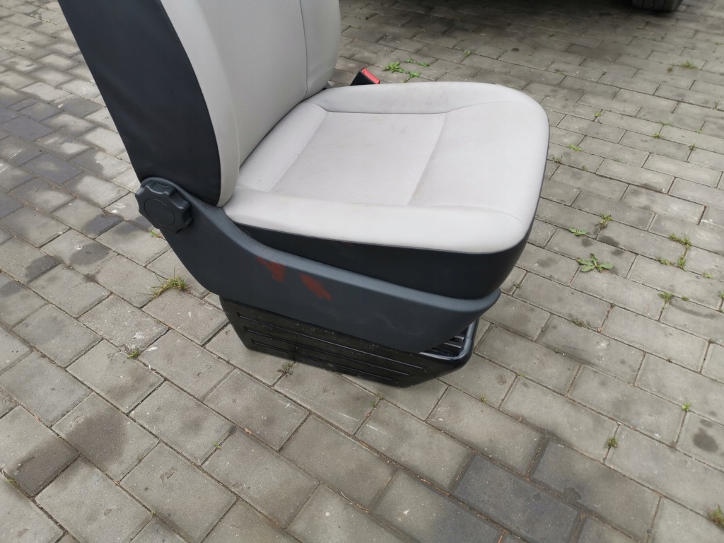 фото №13, Сиденье водителя левый пассажира правый перед vw transporter t5 t6