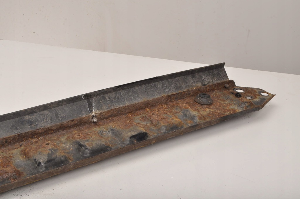 фото №7, Volvo v70 iii xc70 нижня балка радіатор 31274615