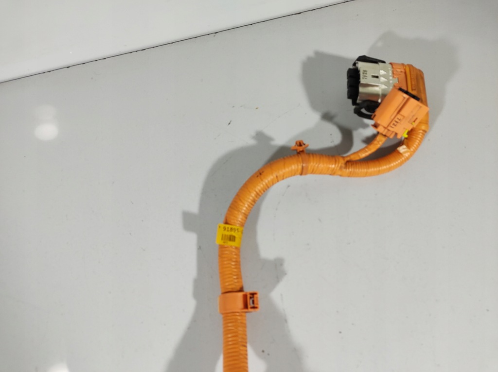 фото №14, Hyundai ioniq 17r- джгут шланг акумулятора