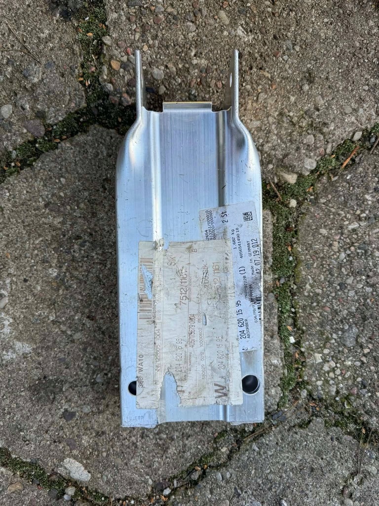 фото №1, 9867. mercedes glk w204 зона деформации левая a2046201595