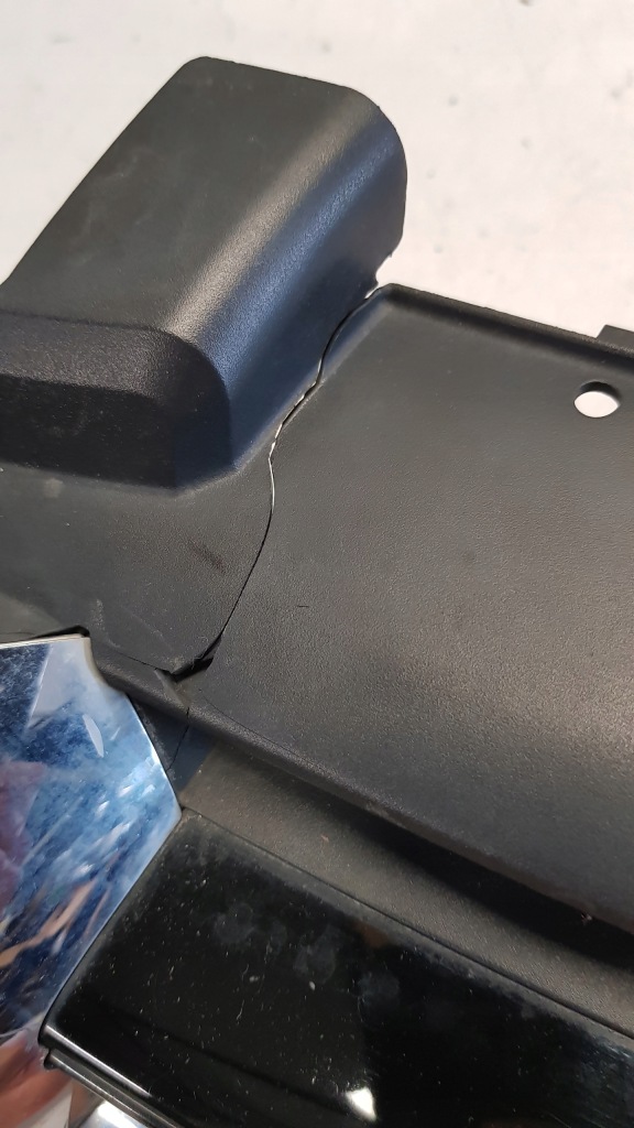 фото №6, Решётка радиатора перед vw golf vii