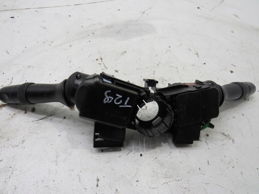 фото №4, Перемикач комбінований kombi avensis t29