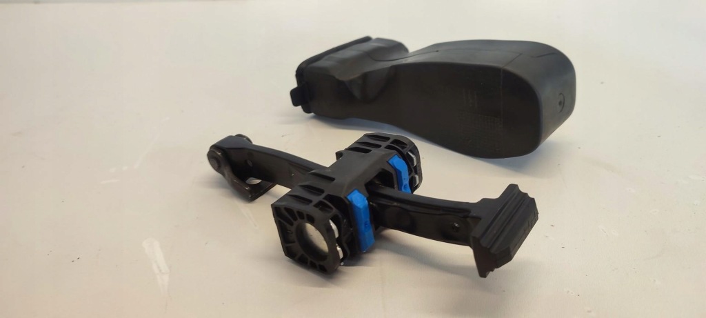 фото №1, Vw tiguan ii ограничитель дверь левый задняя 5na839249