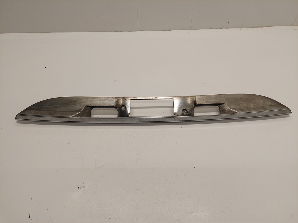 фото №1, Накладка кришки багажника mercedes w211 kombi a2117400493