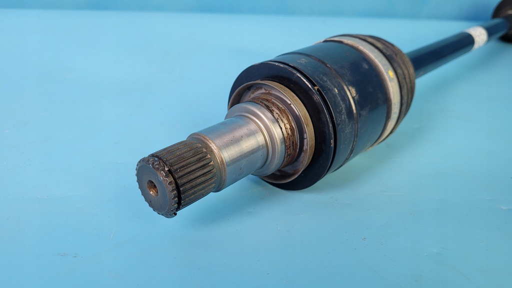 фото №8, Bmw f45 225xe 18r приводной вал левый задняя 7646869