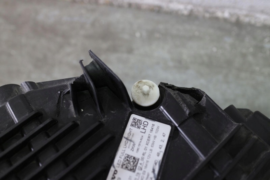 Лампа full led правая правый перед volvo xc60 ii рестайлинг  32338979 Оригинал