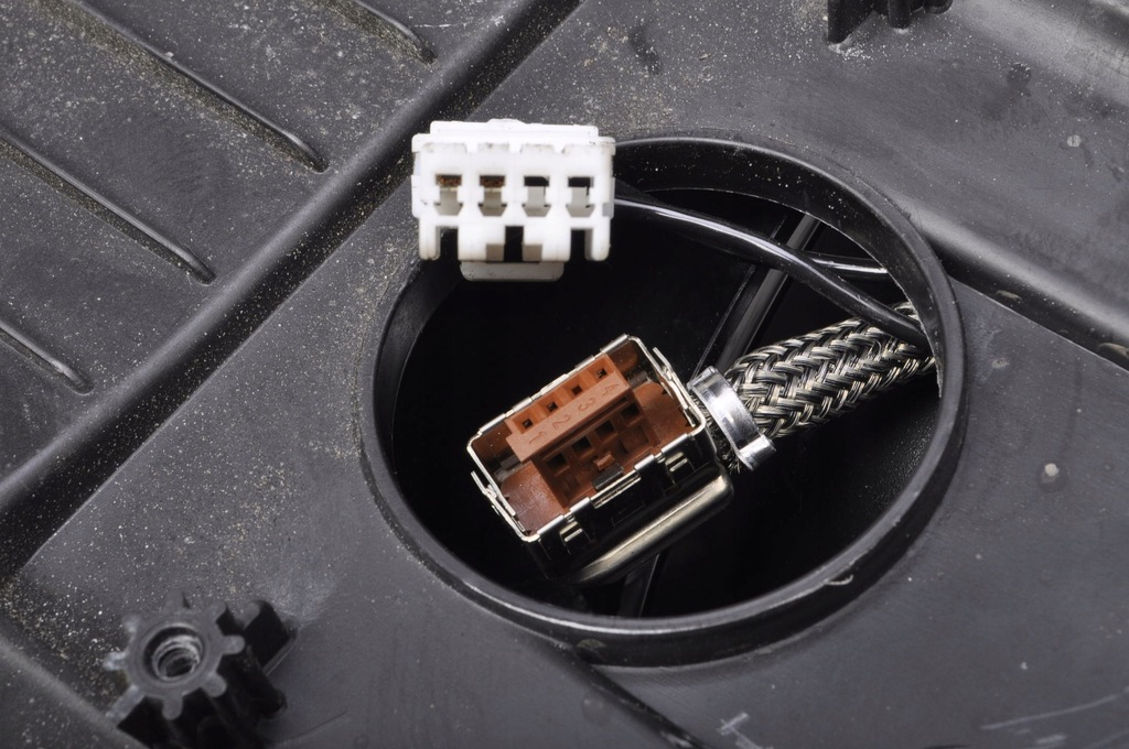 фото №10, Volvo v40 ii лампа ліва передня ксенон 31420009 anglik