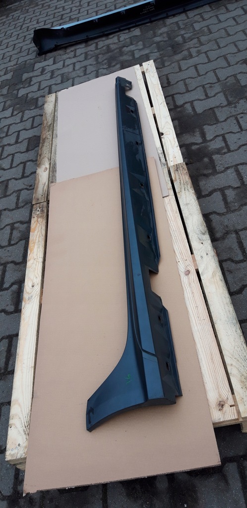 фото №1, Молдинг порог правая audi a6 c7 allroad 4g9853856