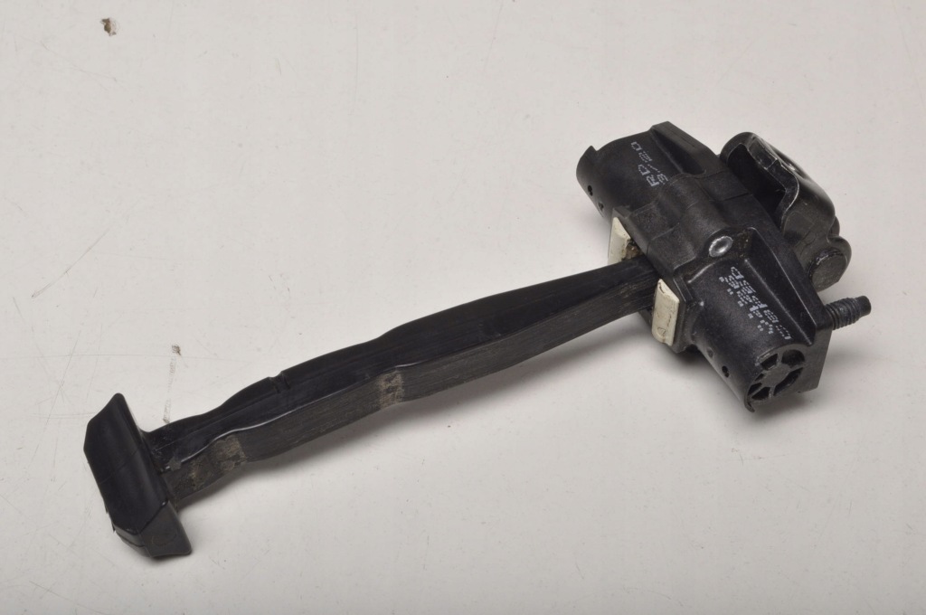 фото №2, Volvo xc60 ii петля ограничитель дверь правый задняя перед