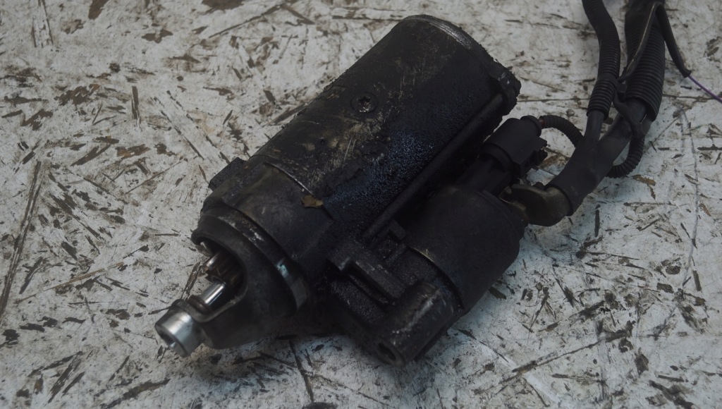 Стартер audi a4 b8 a5 2.7 tdi 059911022 с Разборки