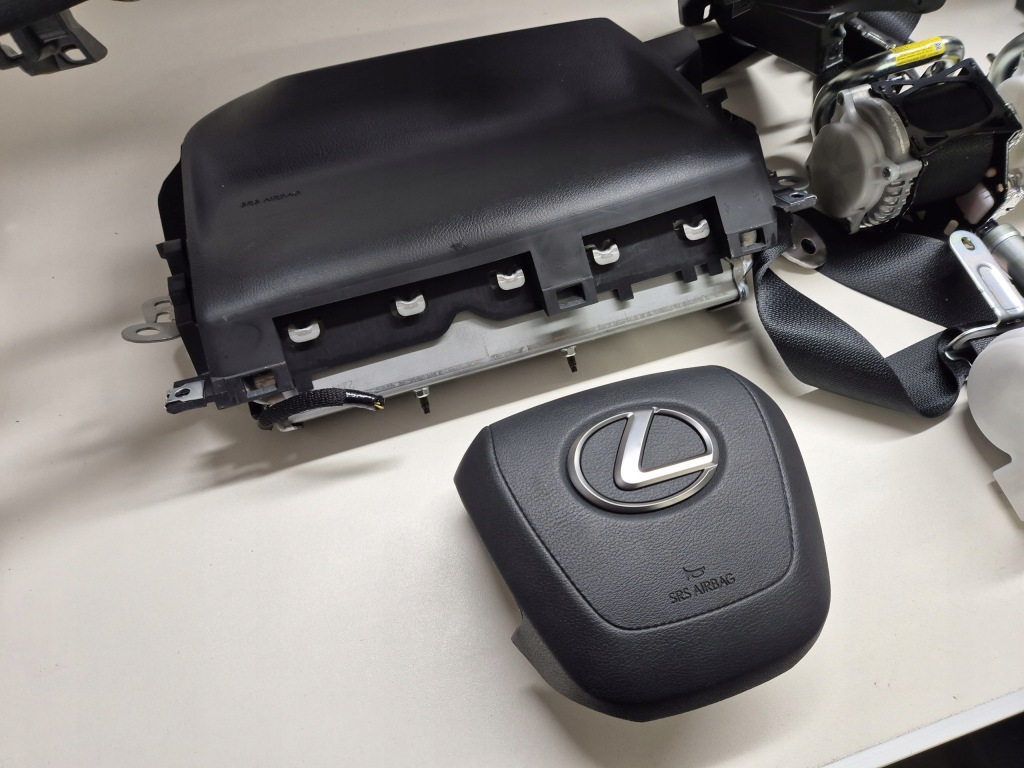 Lexus rx v 450h панель  панель приладів подушки безпеки ремені подушка безпеки оригінал 2022- Ціна