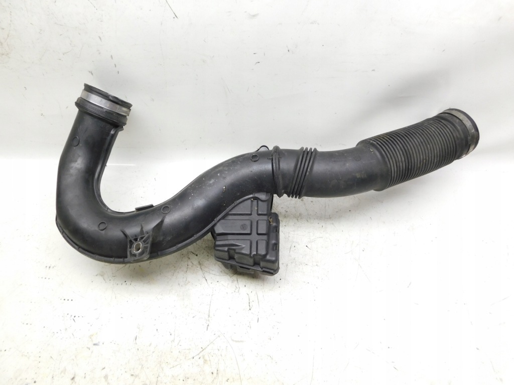 фото №1, Труба воздухозаборник воздуха 165755972r - opel vivaro b renault trafic iii 1.6 cdti