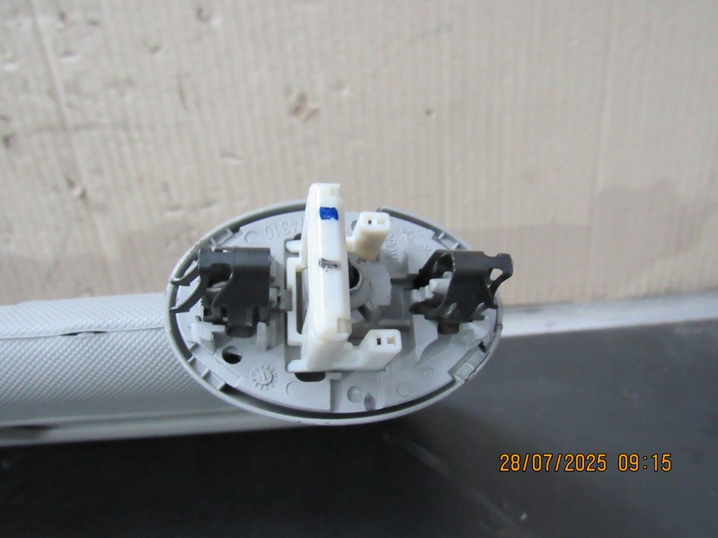 фото №6, Солцезащитный козырёк козырёк правый corolla e15 auris i