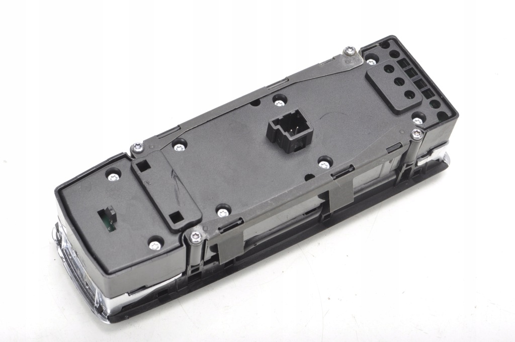 фото №8, Mercedes w176 декори накладки перемикачі комплект англійські