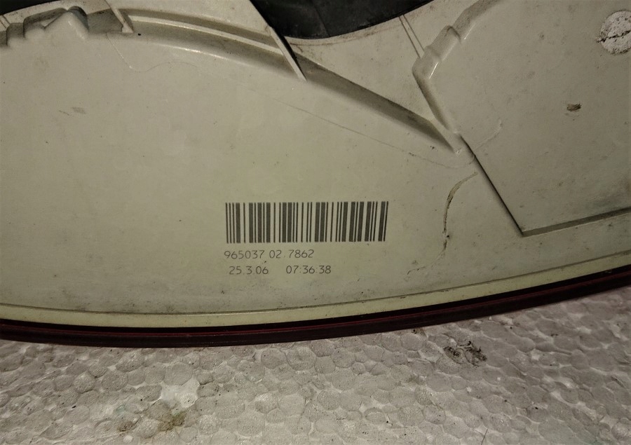 фото №3, Лампа права задня audi r965070