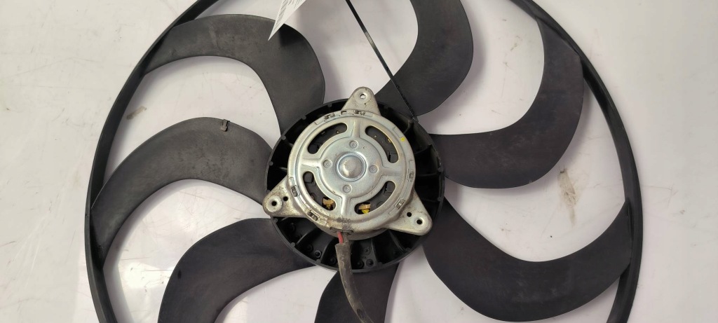 Вентилятор радіатора 500123802000 jaguar xe x760 2.0 d Недорого