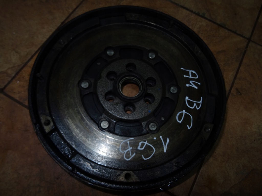 фото №1, Audi a4 b6 1.6b колесо двухмассовый