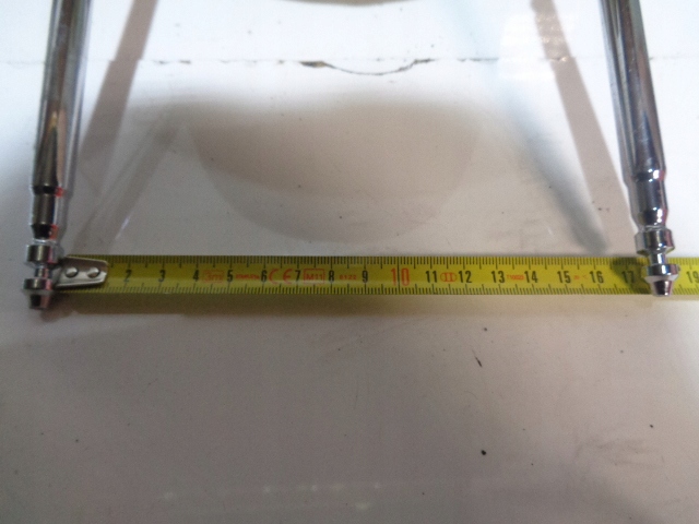 фото №11, Підголівники сидінь передніх lancia thesis 02-09 beż