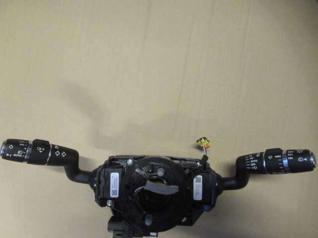 фото №1, Jaguar e-pace перемикач з стрічка