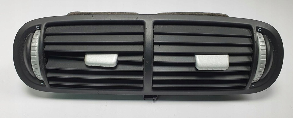 фото №1, Решётка обдув средняя porsche cayenne 7l5819727b