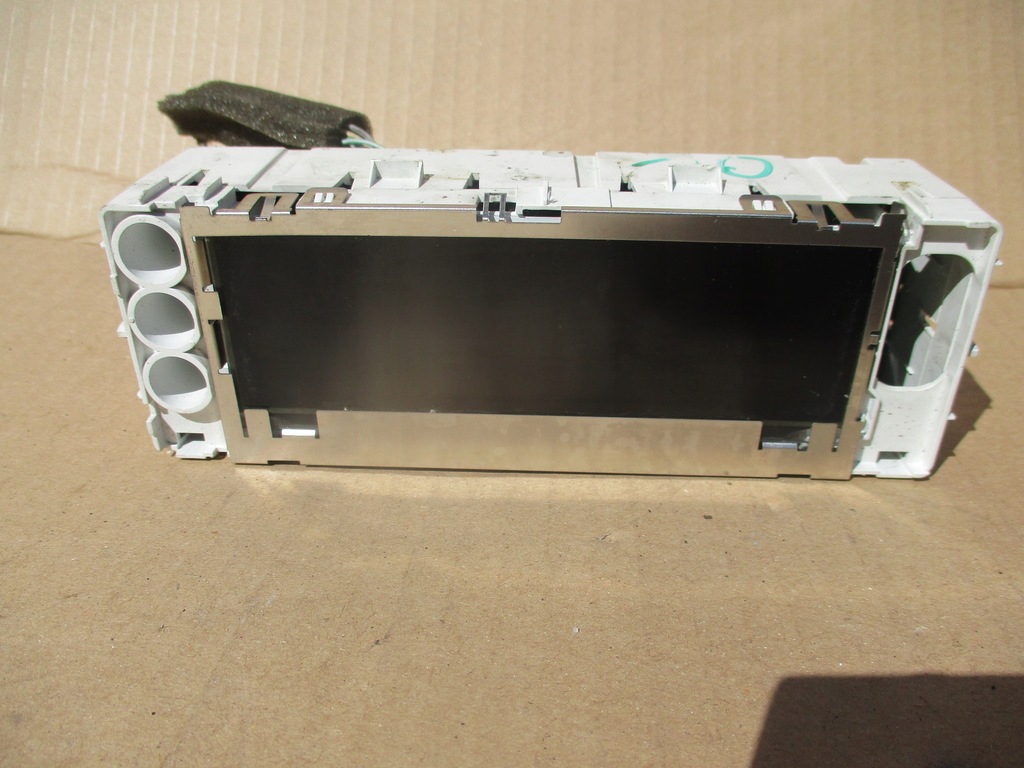 фото №1, Экран дисплей монитор renault megane iii 280349044r