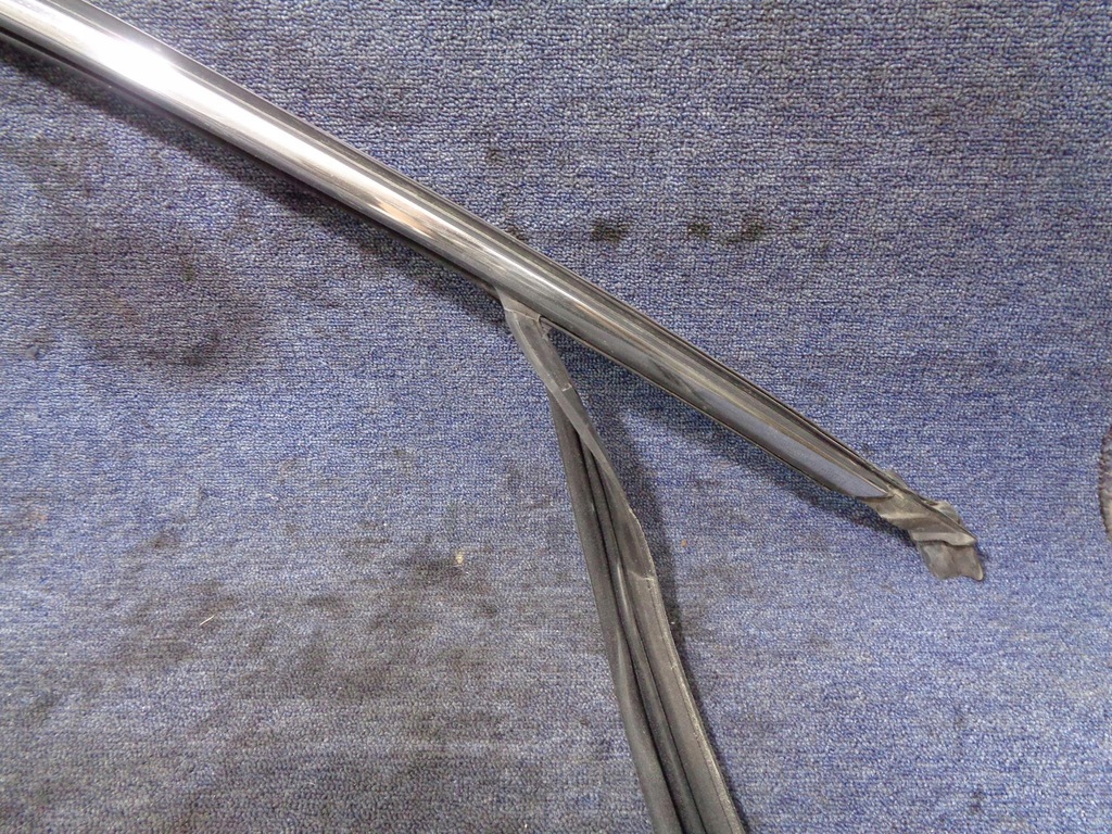 фото №2, Молдинг рамка дверь giulietta правая передняя хром