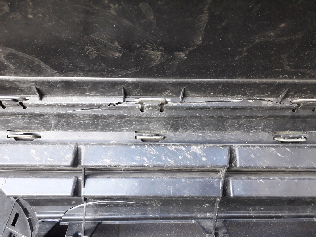 фото №15, Vw crafter 2 ii 16- бампер передний перед + решётка радиатора 7c0807221a