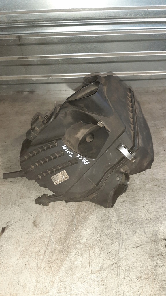 фото №1, Корпус фильтра воздуха 059133835e audi a6 c6